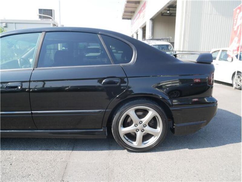 LEGACY B4