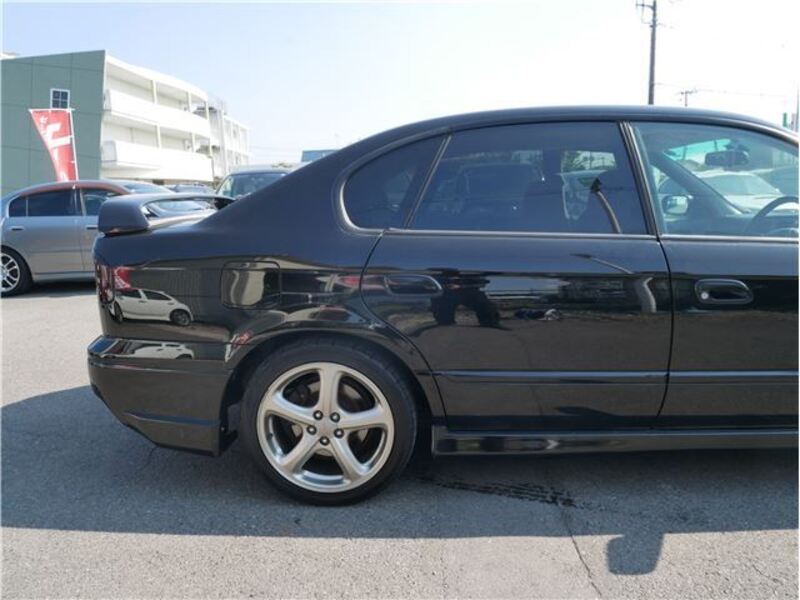 LEGACY B4