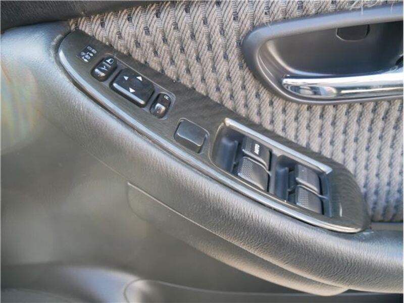 LEGACY B4