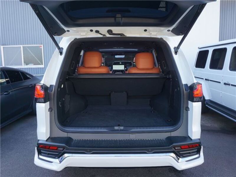 LX