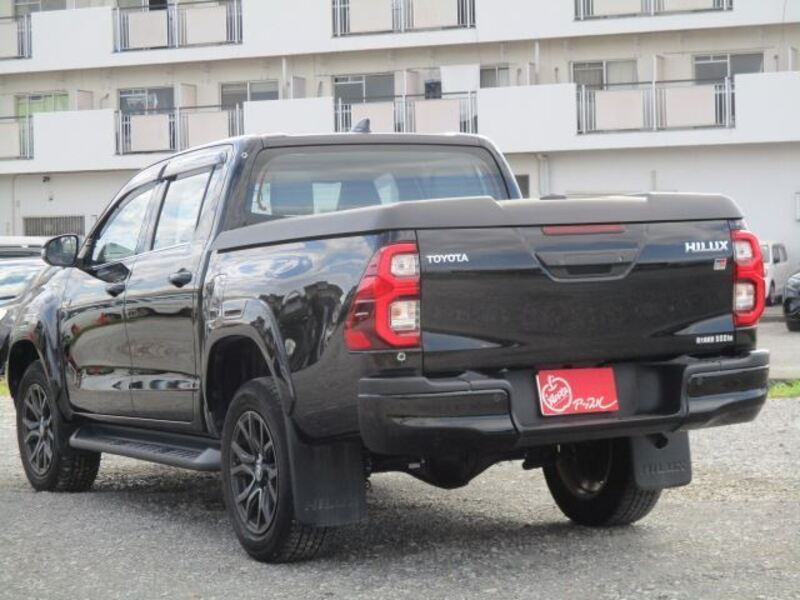 HILUX