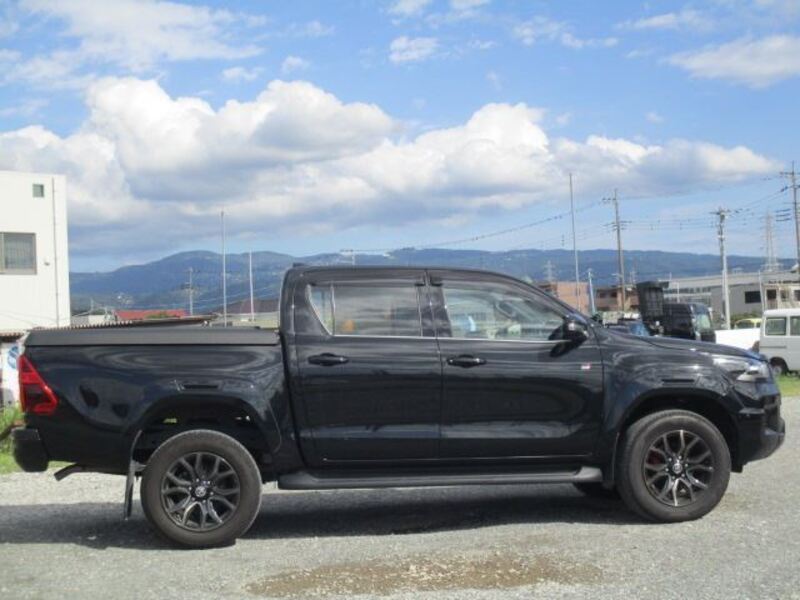 HILUX