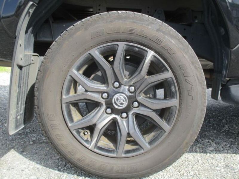 HILUX