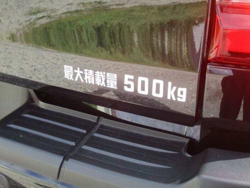 HILUX