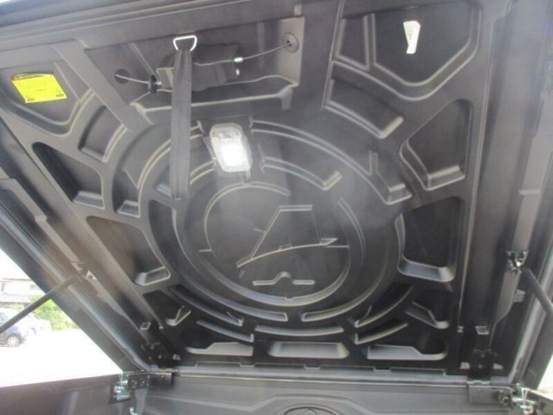 HILUX