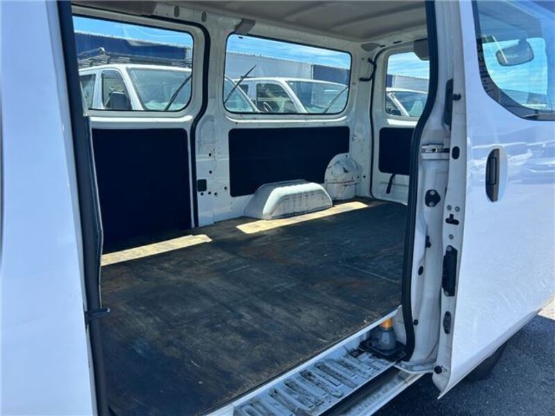 NV350 CARAVAN