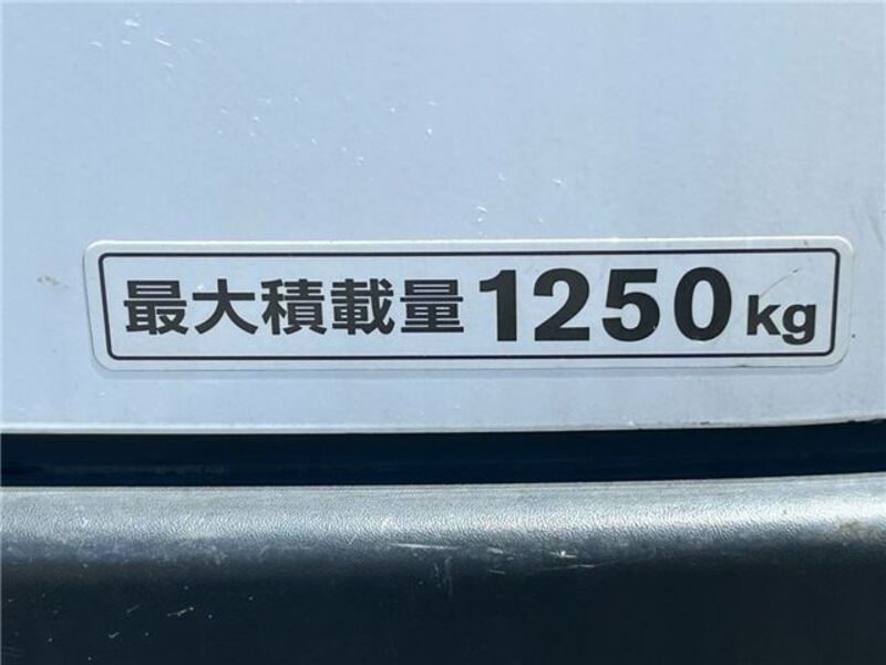 NV350 CARAVAN