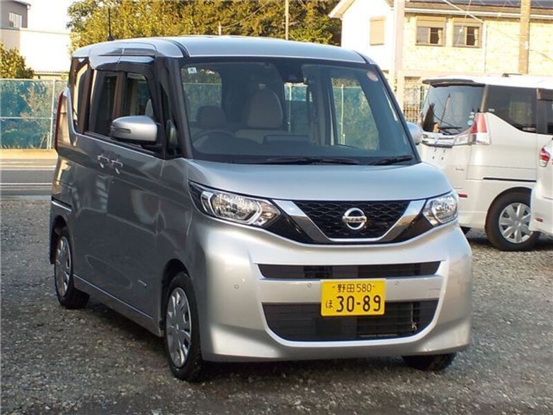 NISSAN ROOX