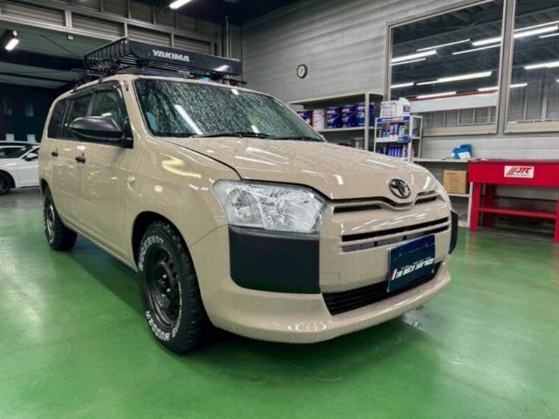 TOYOTA PROBOX VAN