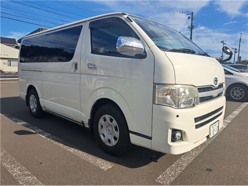 HIACE VAN