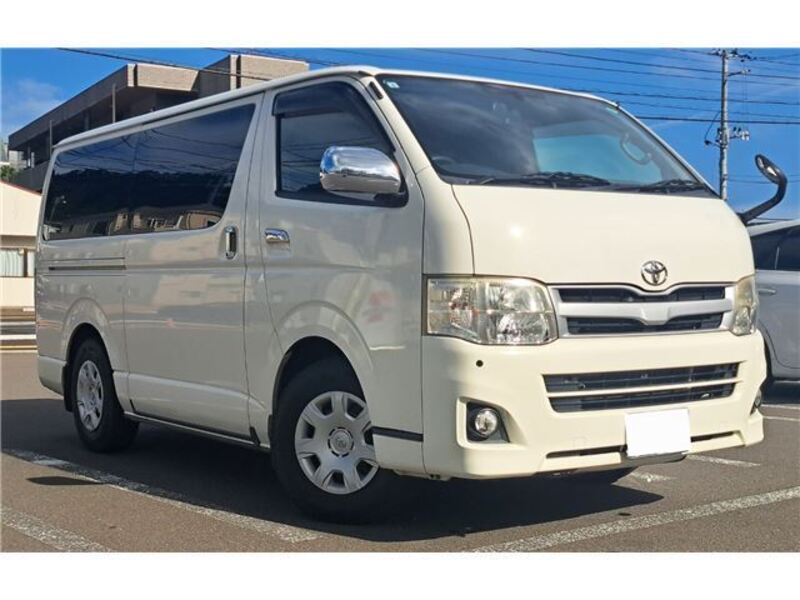 HIACE VAN