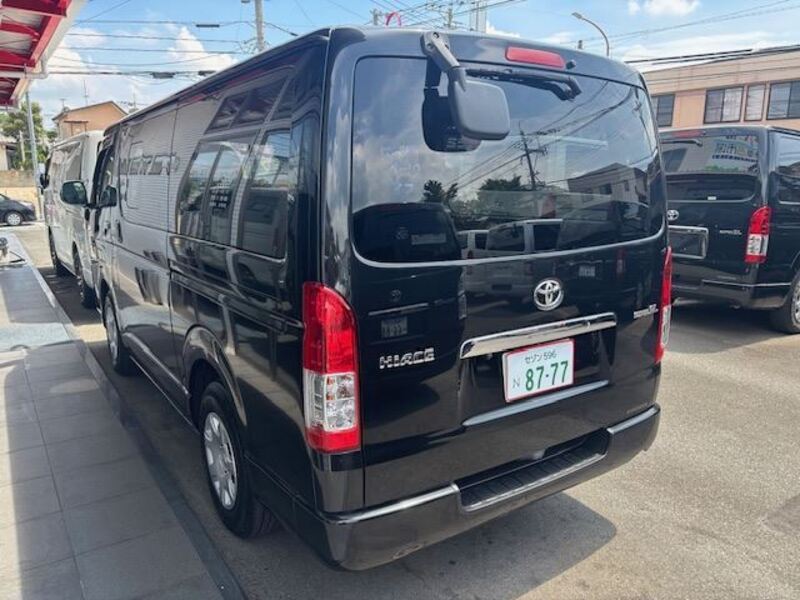 HIACE VAN