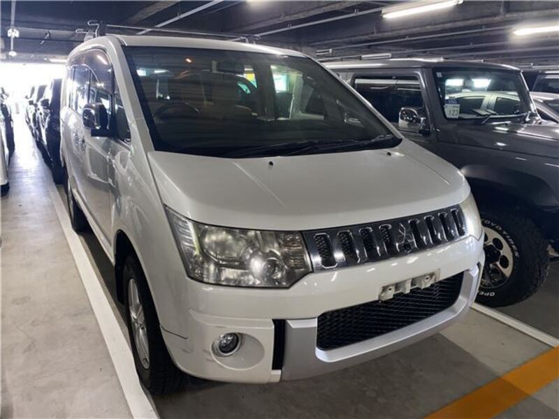 DELICA D5
