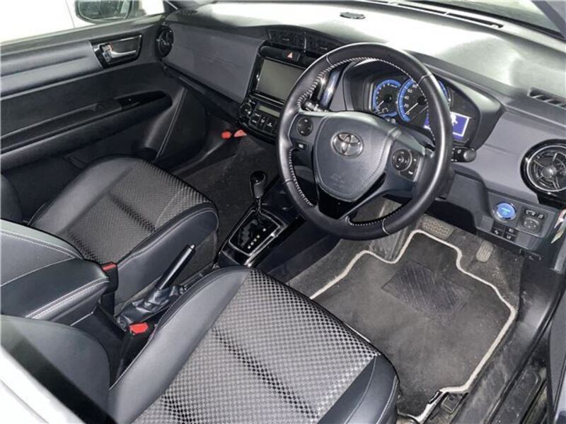 COROLLA FIELDER