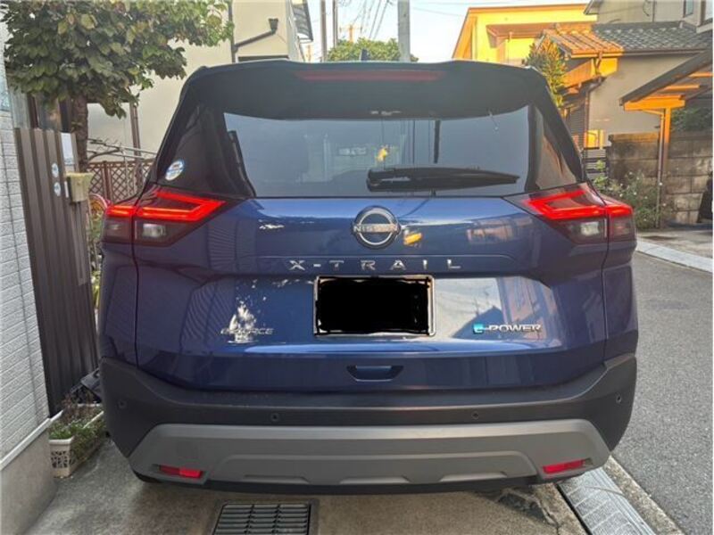 X-TRAIL