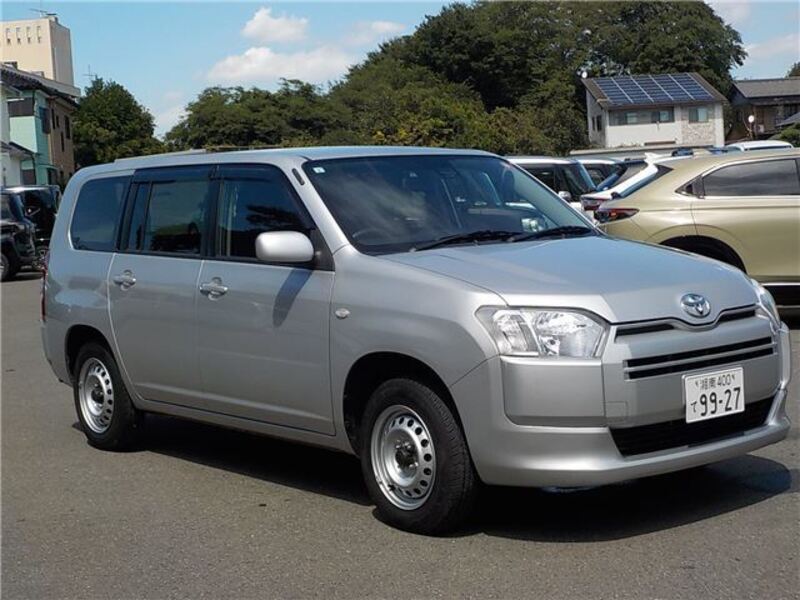 TOYOTA SUCCEED