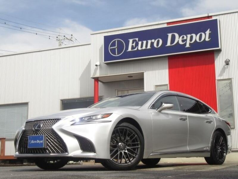 LEXUS LS