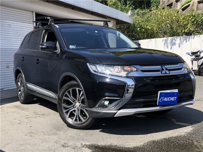 OUTLANDER
