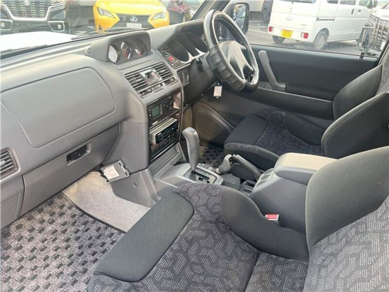 PAJERO