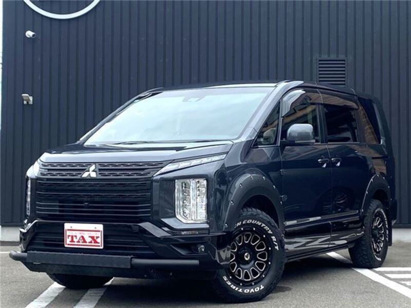 MITSUBISHI DELICA D5