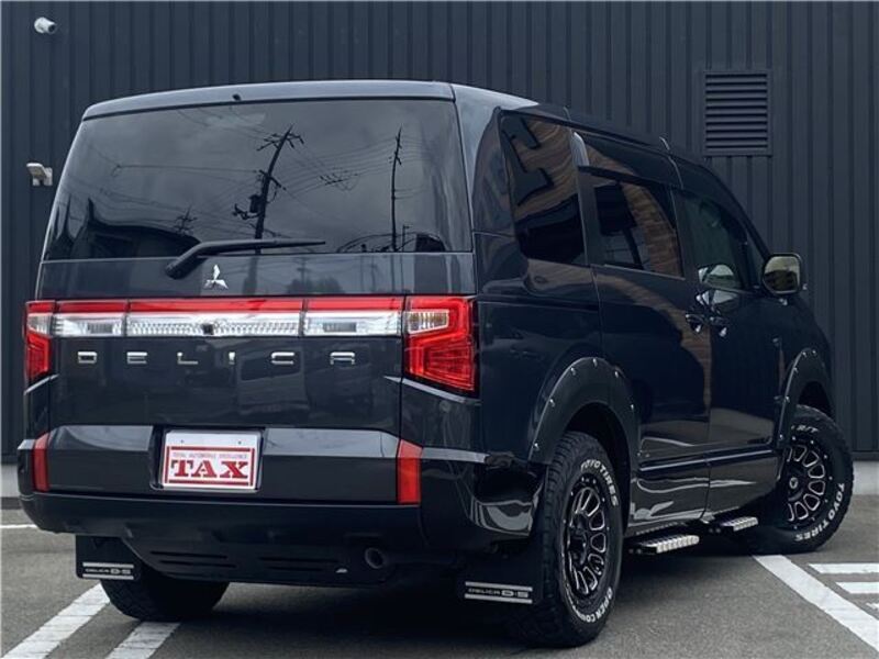 DELICA D5