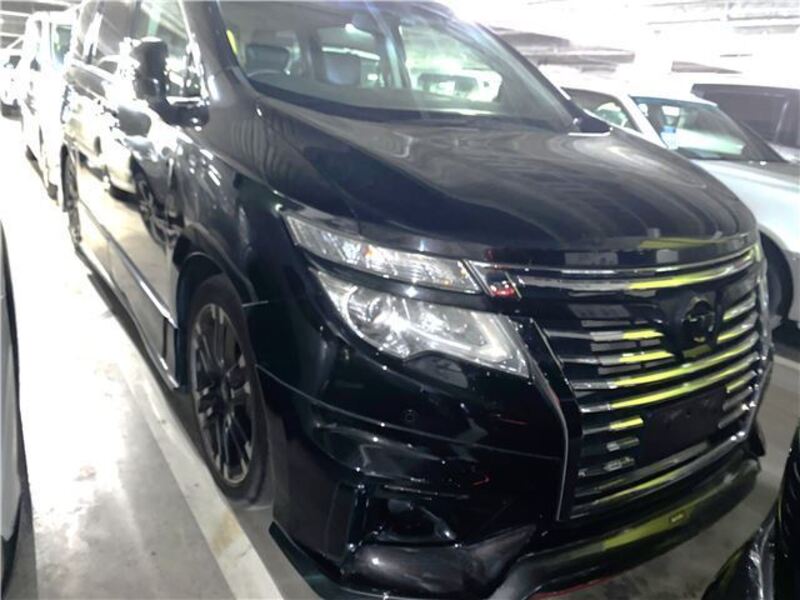 NISSAN ELGRAND