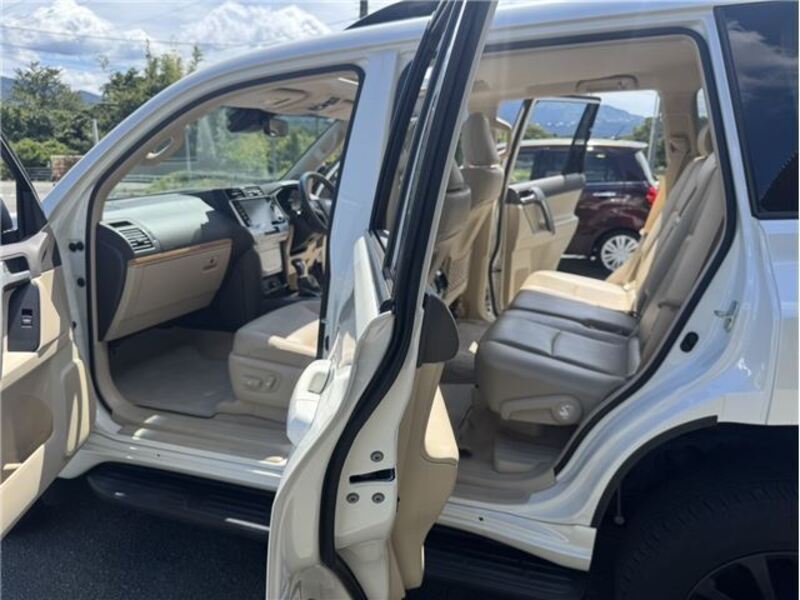 LAND CRUISER PRADO