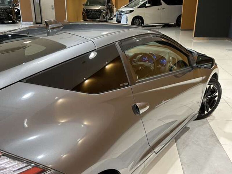 CR-Z
