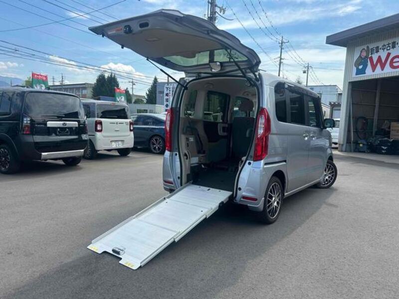 HONDA N BOX