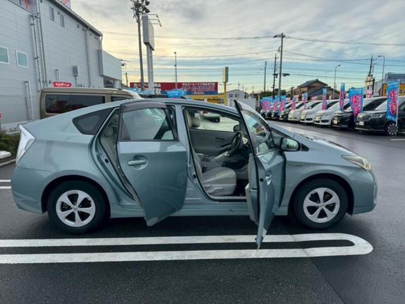 PRIUS