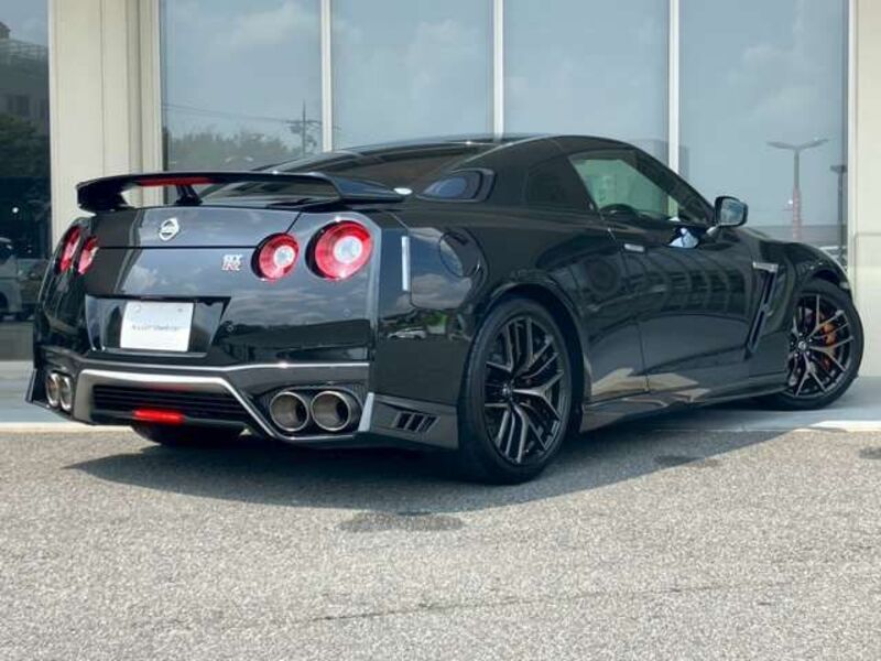 GT-R