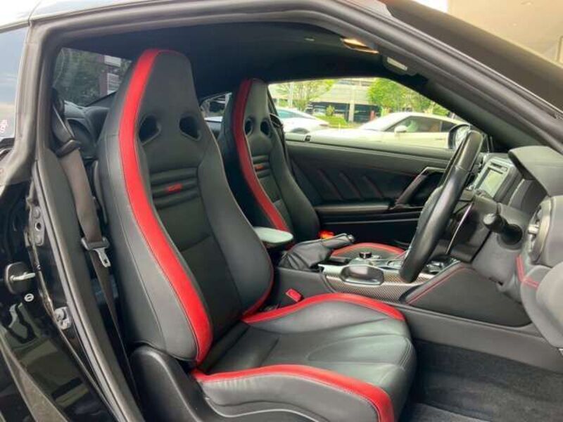 GT-R