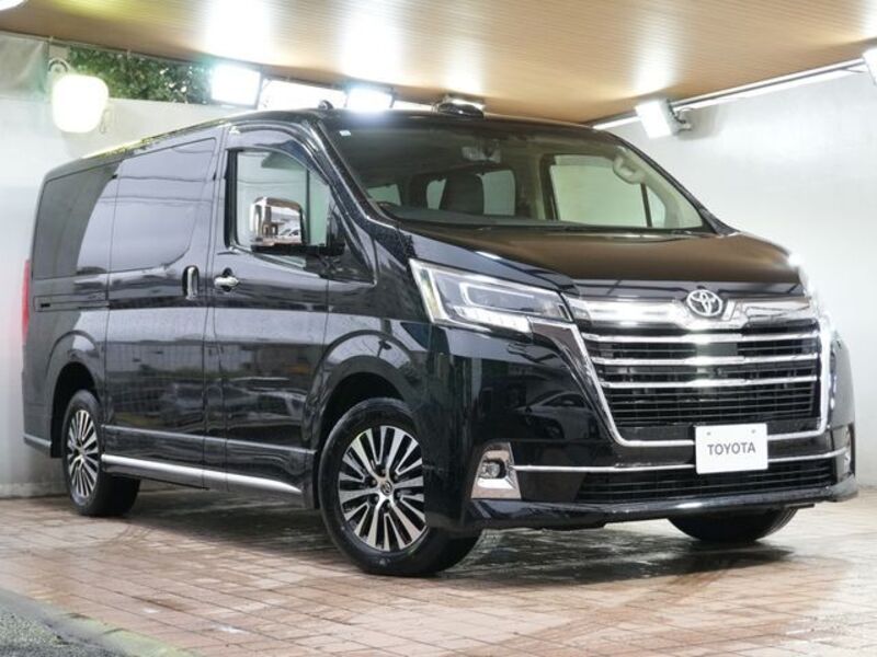TOYOTA GRANACE