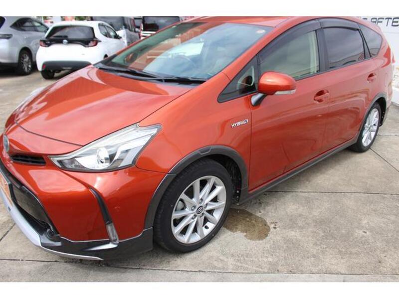 PRIUS ALPHA