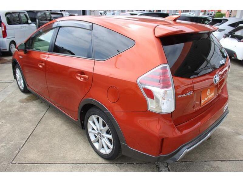 PRIUS ALPHA