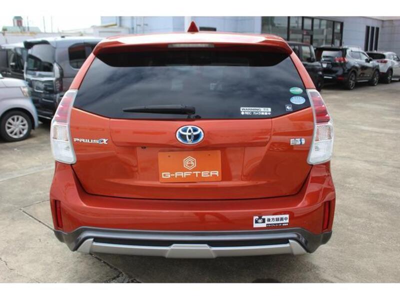 PRIUS ALPHA
