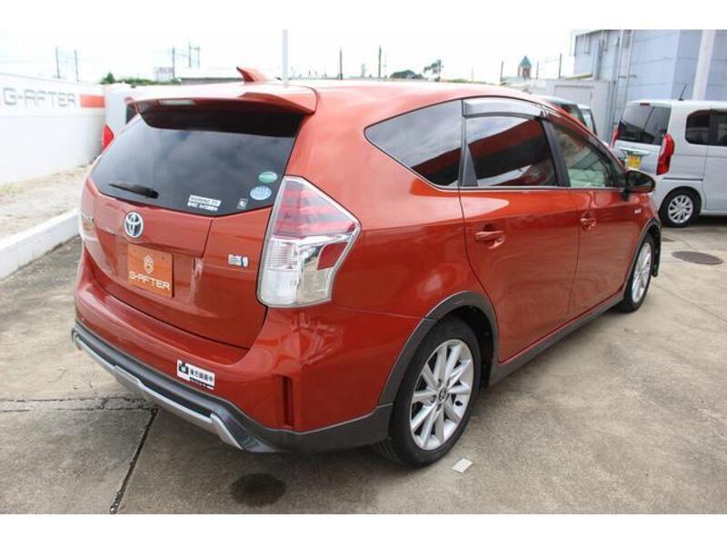 PRIUS ALPHA