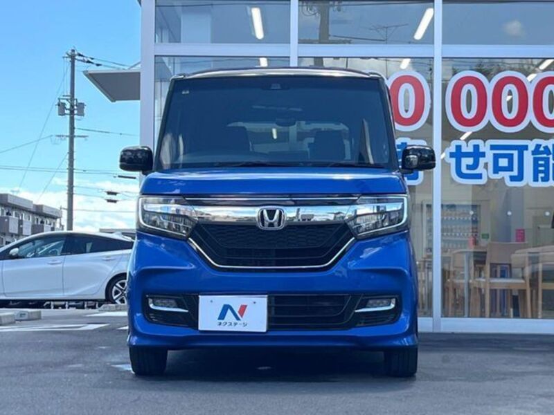 N BOX CUSTOM