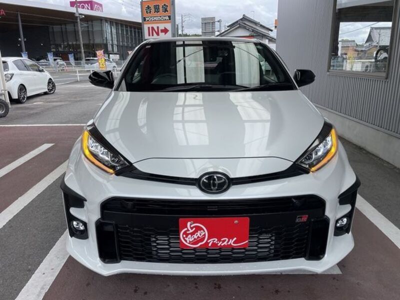GR YARIS