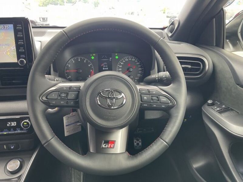 GR YARIS