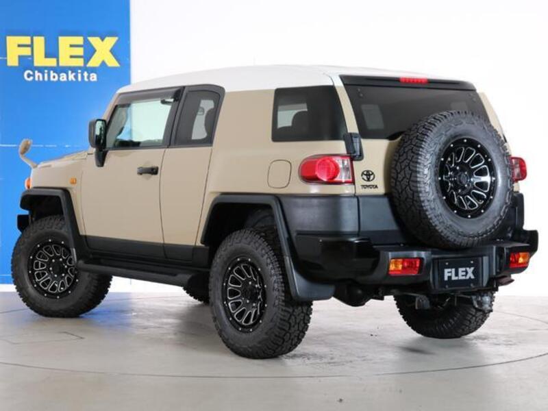 FJ CRUISER
