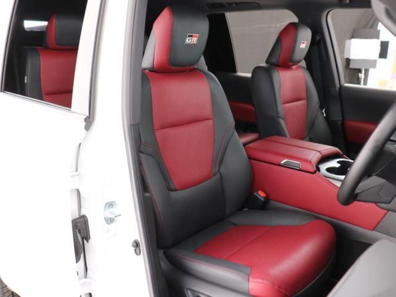 LAND CRUISER
