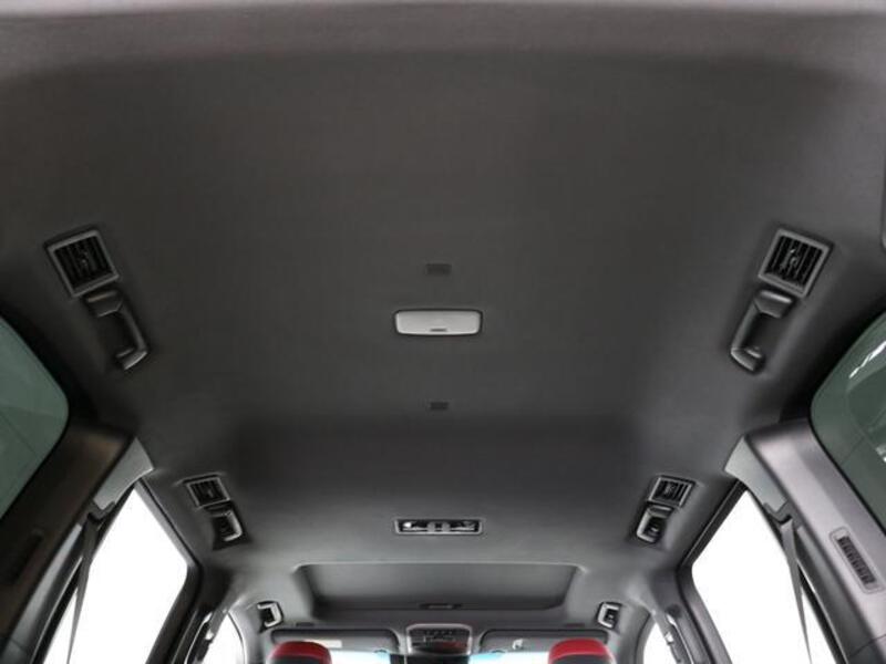 LAND CRUISER