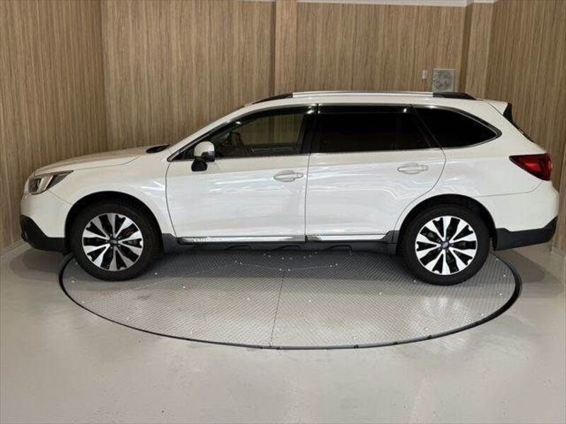LEGACY OUTBACK