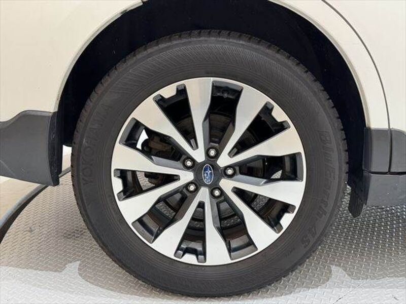 LEGACY OUTBACK