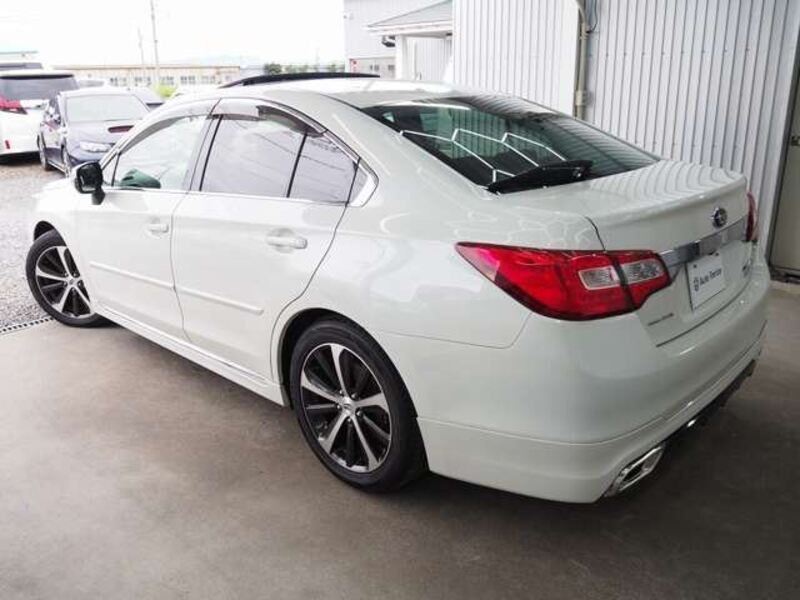 LEGACY B4