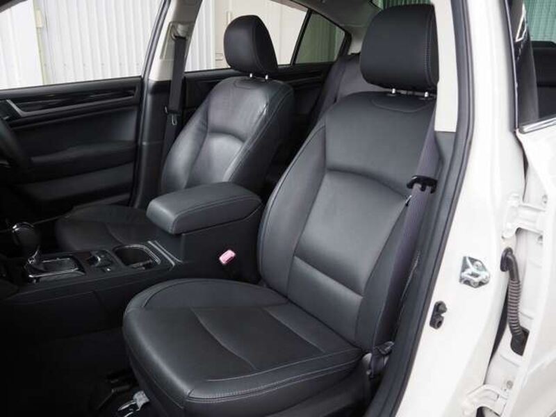 LEGACY B4