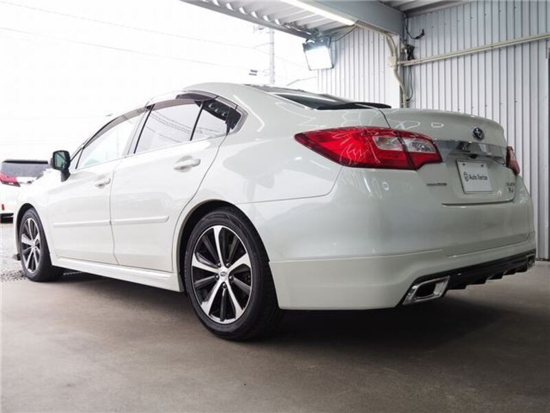 LEGACY B4