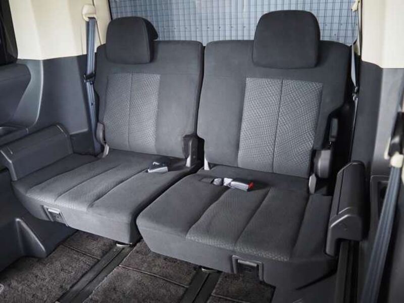 DELICA D5