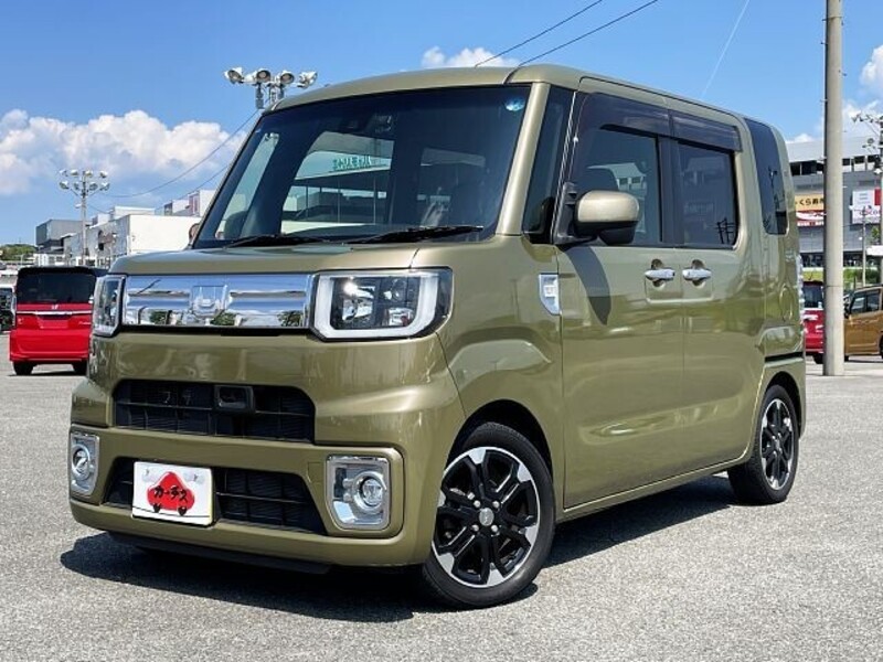 DAIHATSU WAKE